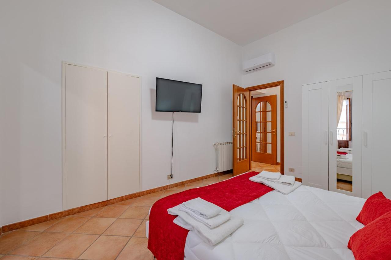 Ele Suites Pantheon Rome Exterior photo